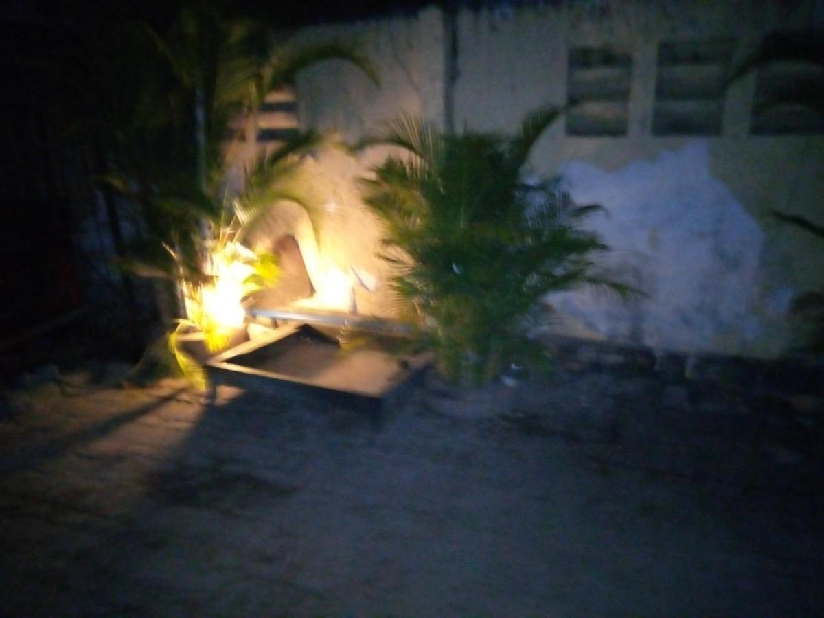 Kicec Bar And Guest House Airport Daressalam Exterior foto