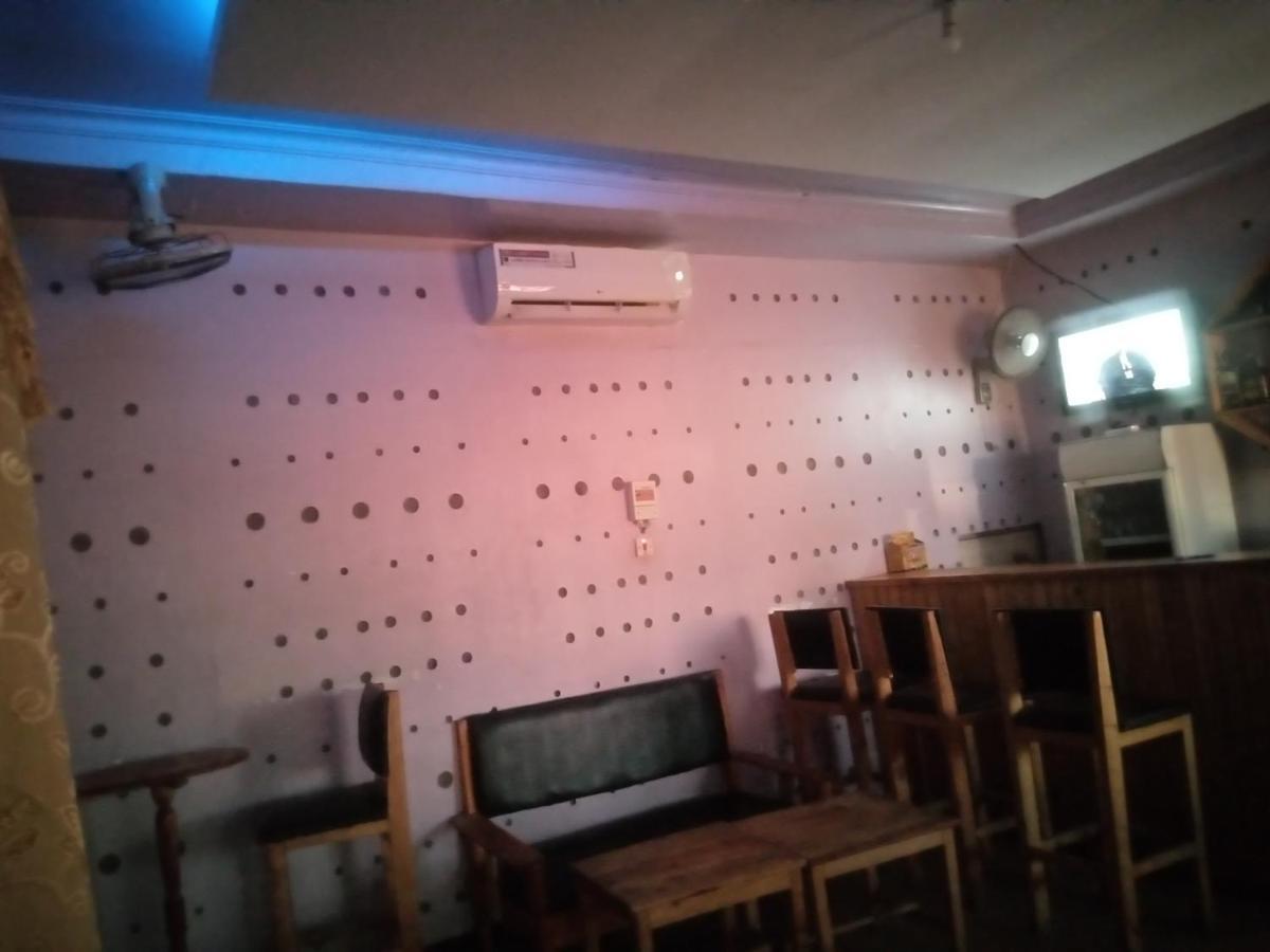 Kicec Bar And Guest House Airport Daressalam Exterior foto