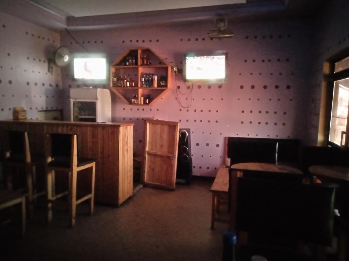 Kicec Bar And Guest House Airport Daressalam Exterior foto